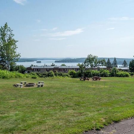 Cute Cedar Lodge Studio With Balcony & Lake Views! Laconia Exteriér fotografie